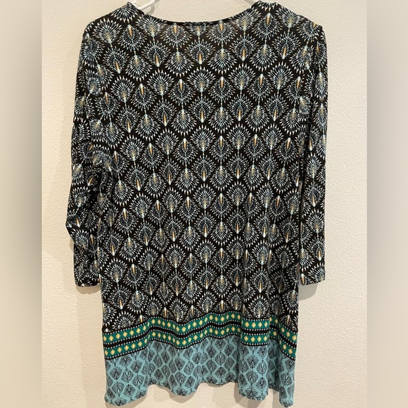 J Jill Peacock Print tunic in Teals Greens & Blue. Size M Petite - Picture 6 of 6